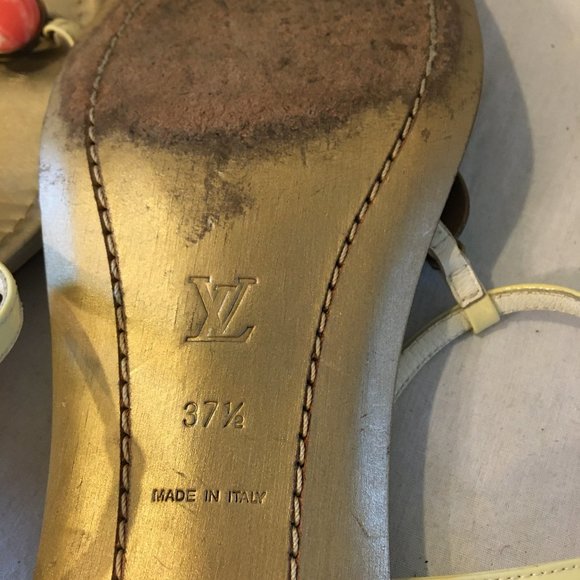 Louis Vuitton Jeweled Thong Sandal - Picture 10 of 10